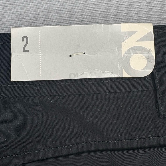 Old Navy Black Chino Mini Skirt Size 2 - Picture 6 of 9